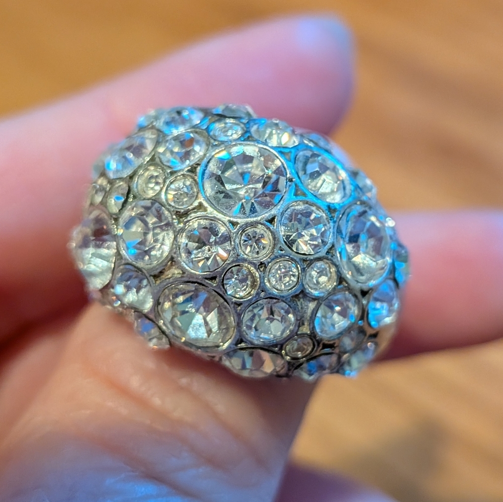Silver Rhinestone Ring - Picture 4 of 9